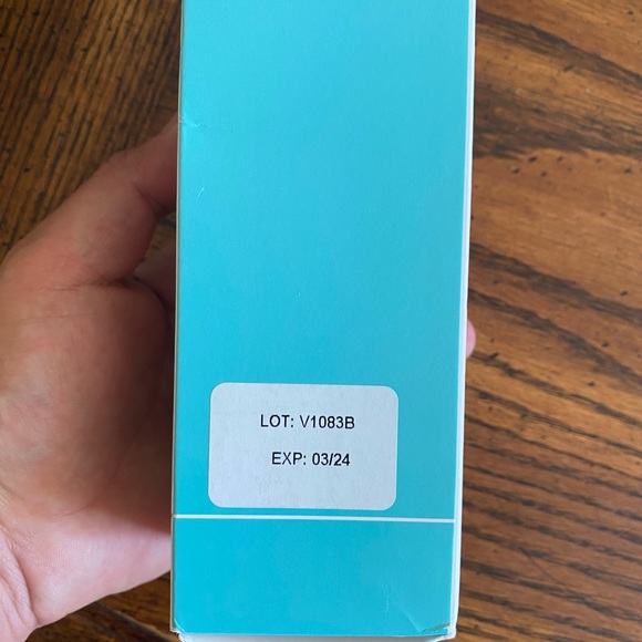 Proactiv Re-texturizing  6 Oz - Picture 3 of 5